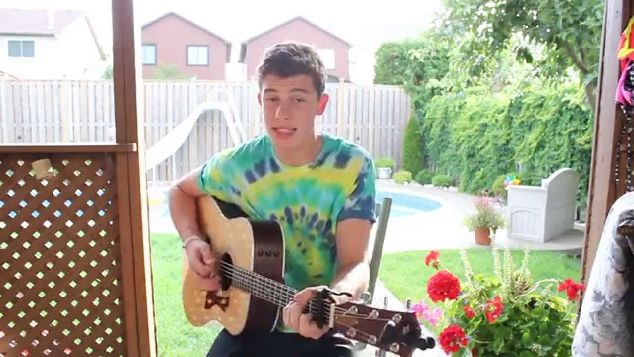 Shawn Mendes – “She Looks So Perfect” (Cover)