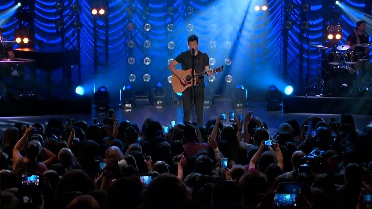 Shawn Mendes – “Stitches” Live @ The Greek Theatre