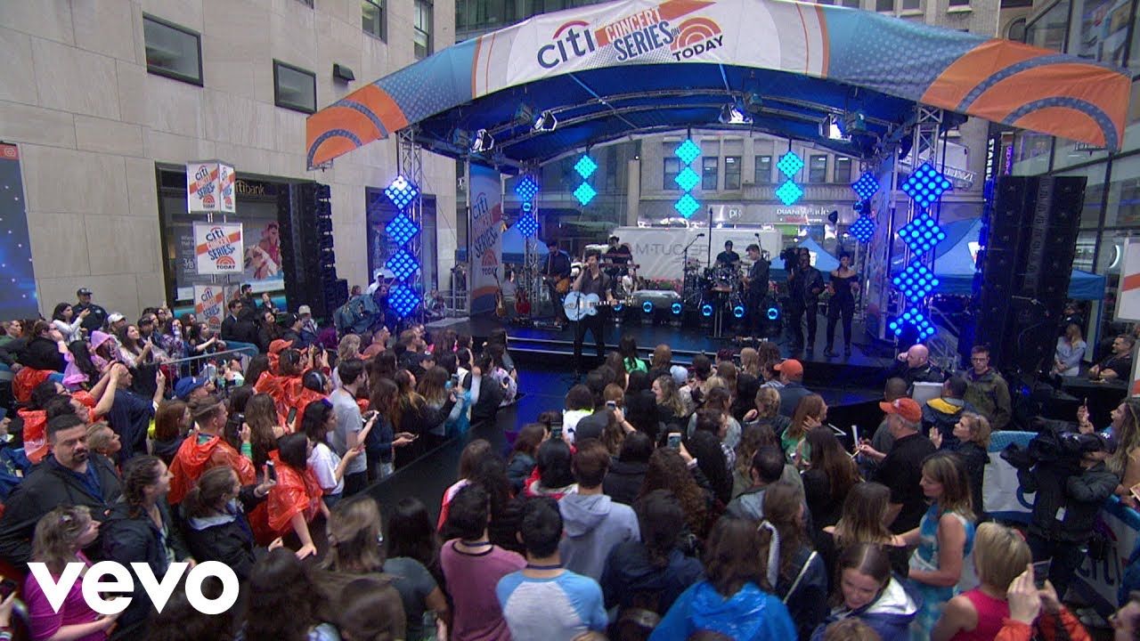 Shawn Mendes – Nervous (Live On The Today Show)